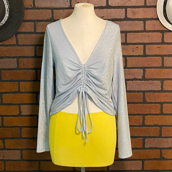 NWT Forever 21 Plus Baby Blue/Grey Shimmer Cropped Long Sleeve Top - Picture 2 of 11